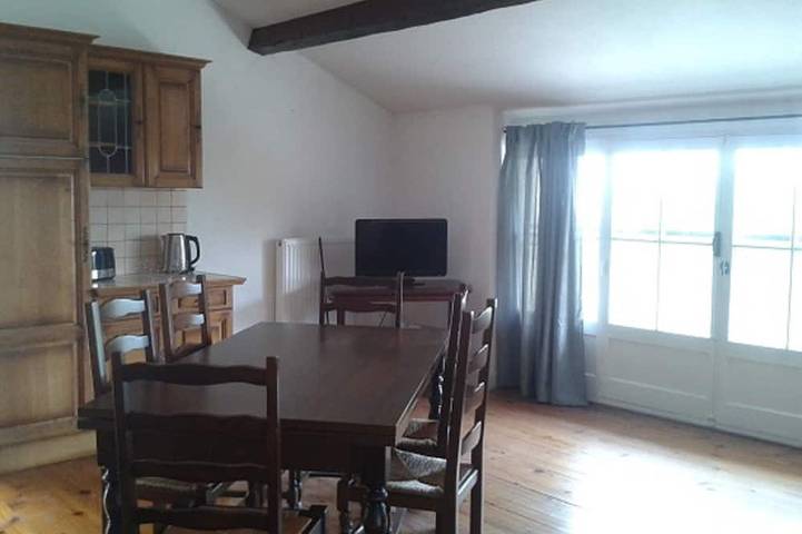 Maison de vacances pour 6 personnes, avec terrasse ainsi que piscine et jardin