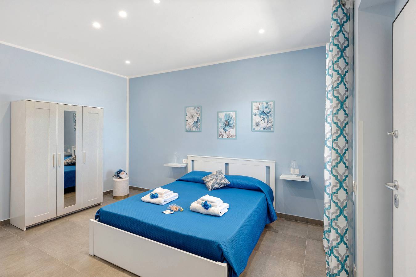 Habitación 'La Fiesta' con vistas al mar, Wi-Fi y aire acondicionado in Capaccio, Cilento