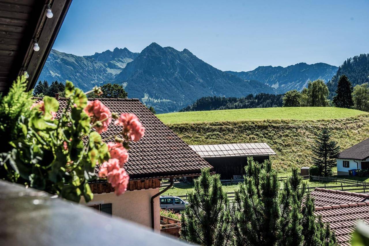 Ganze Wohnung, Haus Susanne - Top-Ferienwohnungen - Sommer-Bergbahn inklusive in Obermaiselstein, Bayerisch Schwaben