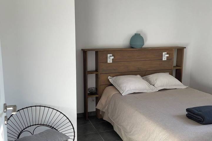 Appartement entier, Un appartement coquet et au calme dans un quartier résidentiel in Saint-Florent, Région de Calvi