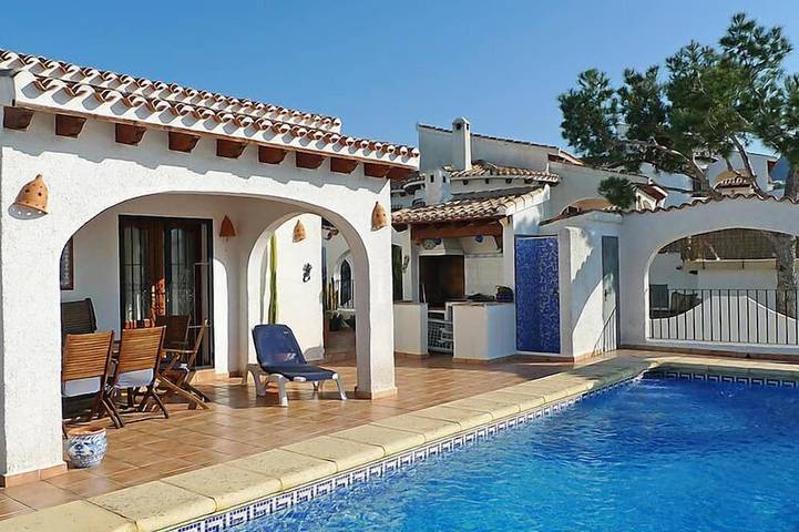 Holiday home for 6 people, with pool and balcony as well as garden - 1