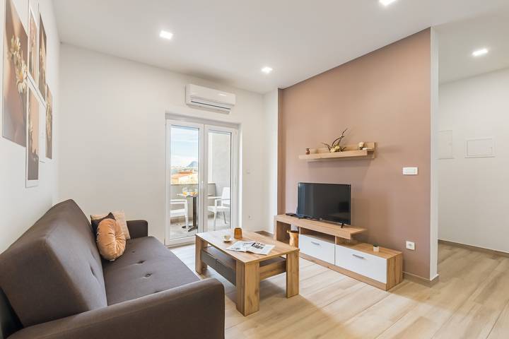 Ganze Wohnung, Ferienwohnung für 5 Personen mit Meerblick in Solin, Split-Dalmatien