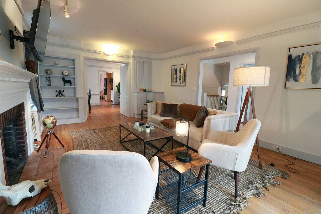 Ganze Wohnung, ★ Grand Mid-Century Home ★ Near University in Princeton Township, Mercer County