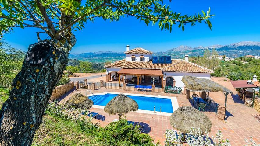 Casa de vacaciones para 12 personas, con Balcón/Terraza y Piscina en Axarquía