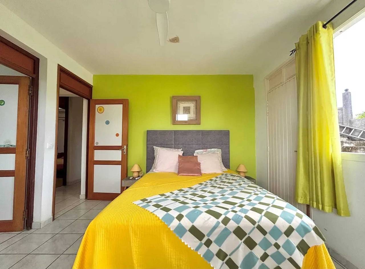 Charming House with Enclosed Garden in Sainte-Anne in Sainte-Anne, Guadeloupe (Caribbean)