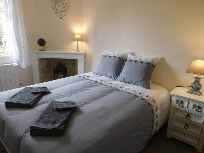 Chambre d’hôte pour 2 personnes, avec Terrasse et Jardin ainsi que Piscine et Vue à Sarlat-la-Canéda - 3