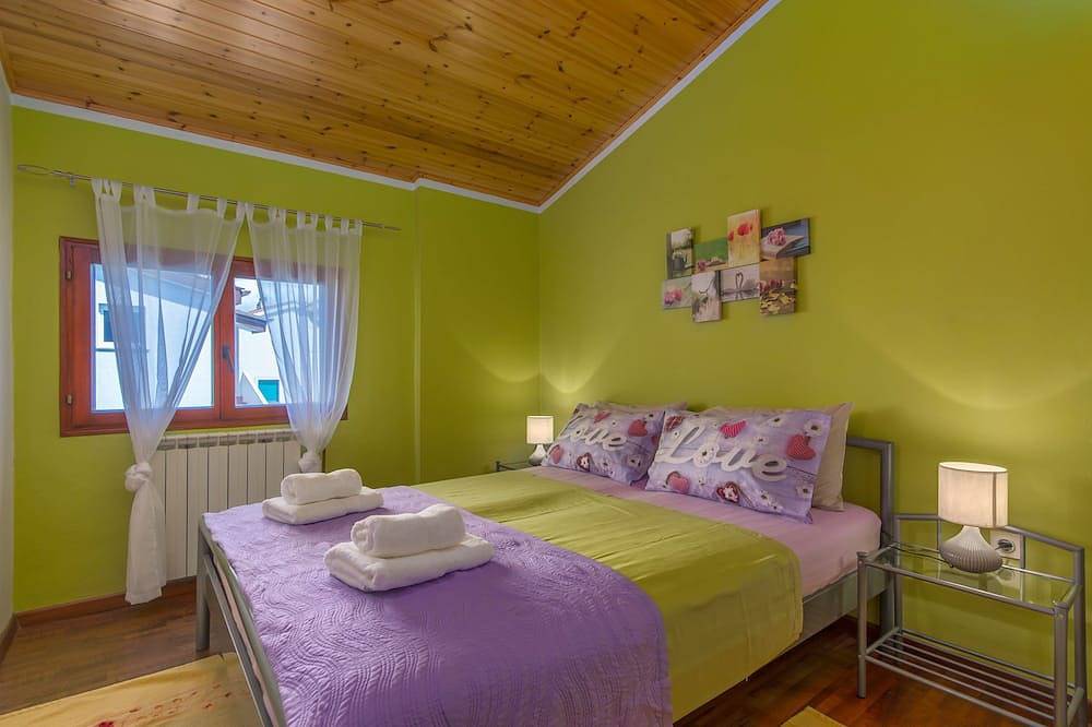 Entire apartment, Apartment Felix  with pool in Porec in Grad Poreč, Porec region