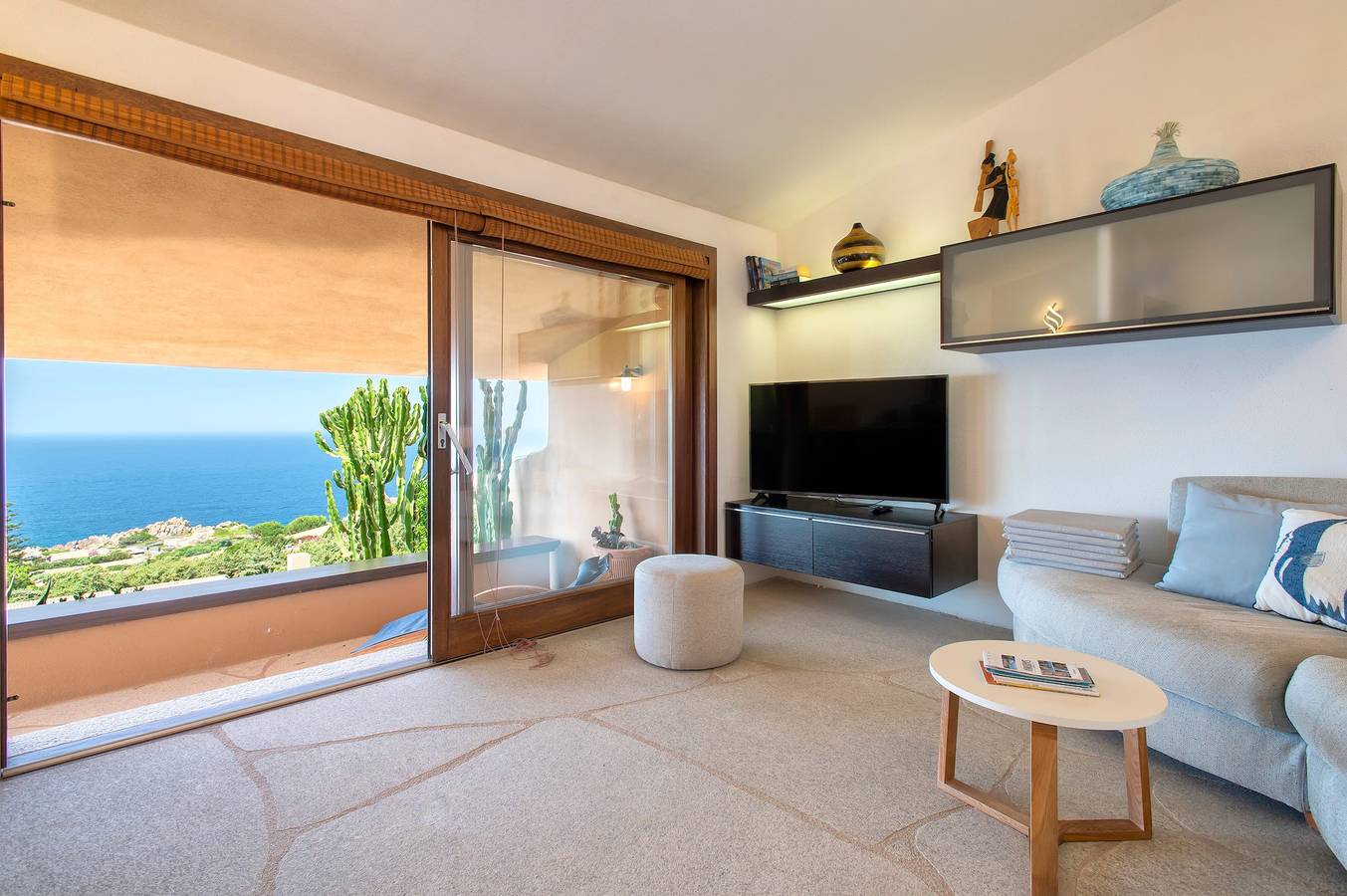 Villa 'Sirius' con vistas al mar, terraza privada y Wi-Fi in Costa Paradiso, Trinità d'Agultu e Vignola