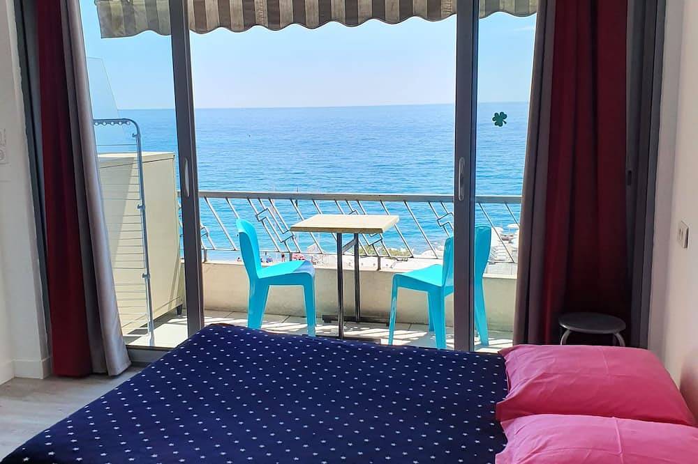 Hel leilighet, Studio Fin- Promenade Des Anglais i 4. Etasje for 2 til 4 Personer in Nice, Niceregionen