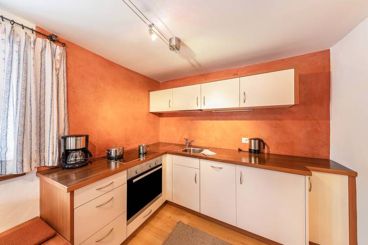 Entire apartment, Holiday Apartment "Florerhof Ferienwohnung Rose" with Mountain View, Sauna & Garden in Völs am Schlern, Dolomiti Superski