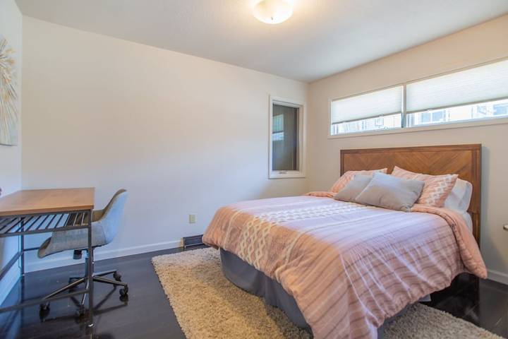 Vacation rental for 9 people, with terrace and yard, with pets in Salida