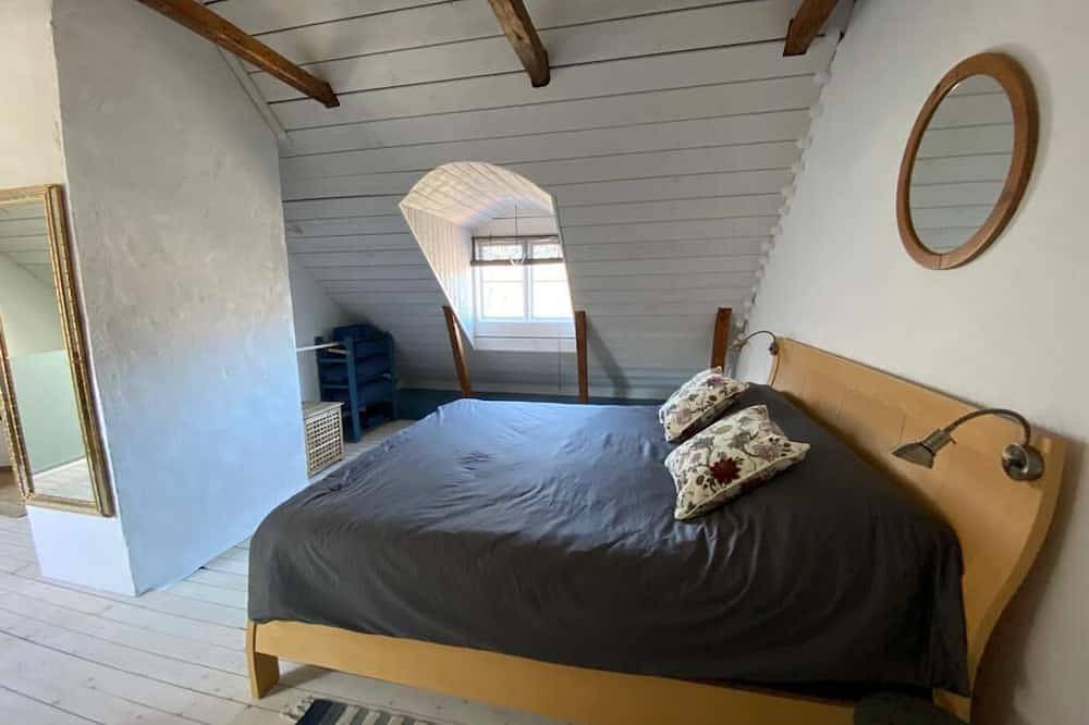 Scandinavian Oasis with a beach 5-10 minutes away. in Helsingborg, Skane