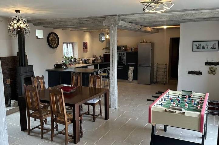 Location de vacances pour 10 personnes, animaux acceptés dans Saint-Genou