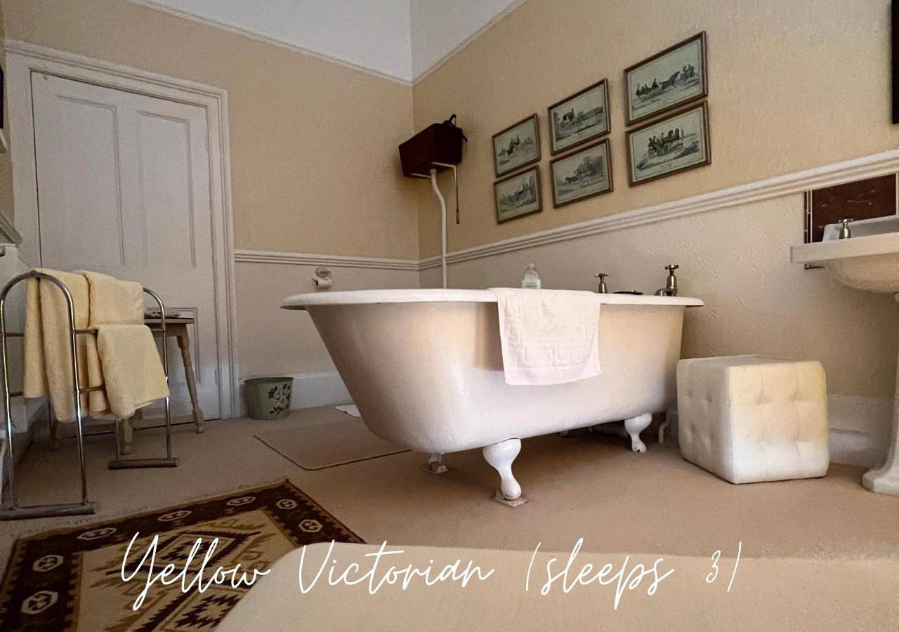 Standard Double Room with Shared Bathroom in Pooley Bridge, Lake District