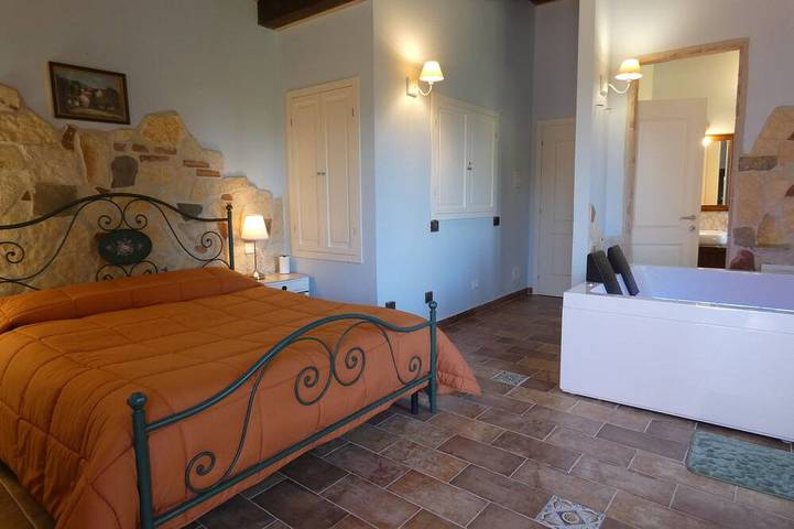 Scappo in Umbria, Casale Rusinè in Narni, Provincia di Terni