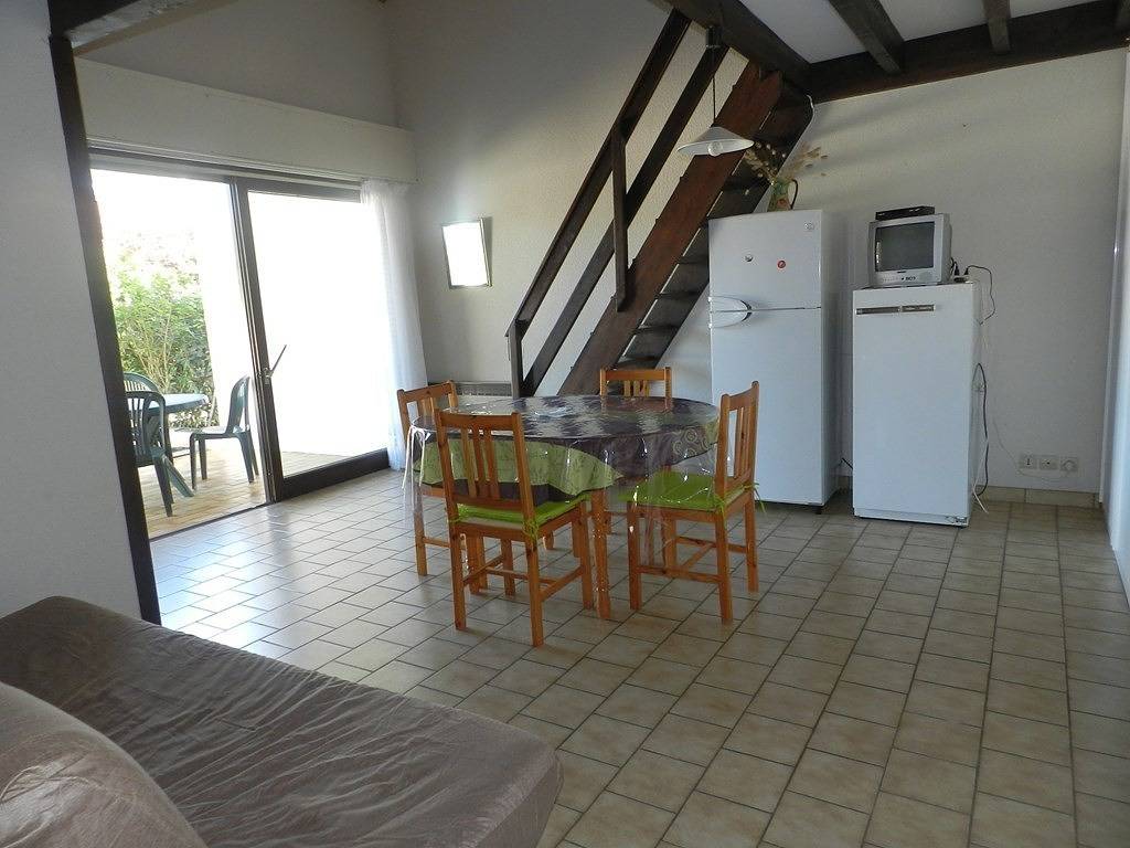 Entire holiday apartment, Comfortable semi-detached villa for 7 people in Biscarrosse, Côte d’Argent