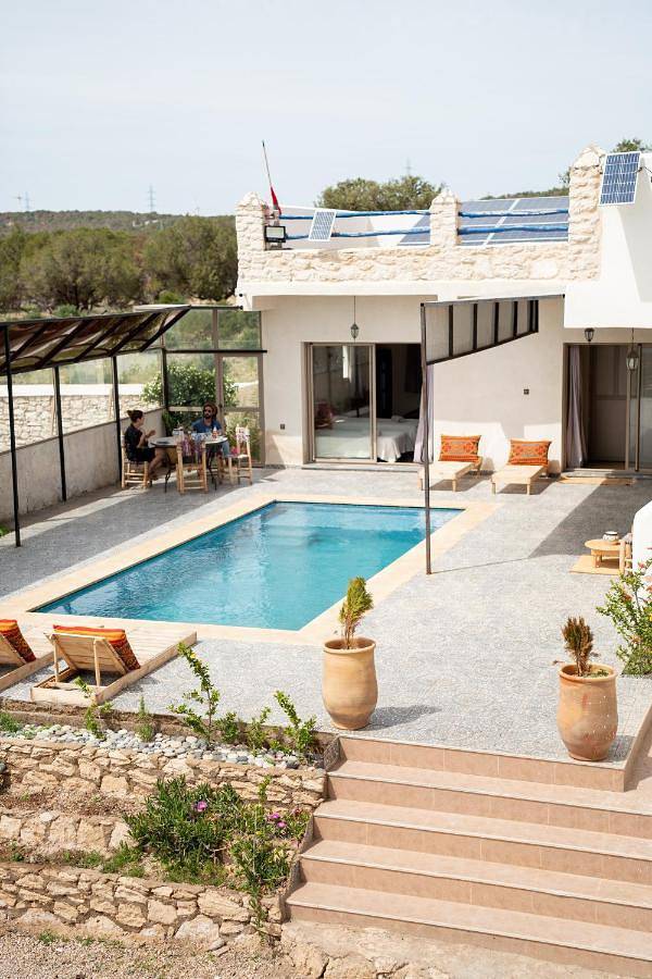 Gîte pour 2 personnes, avec terrasse et vue ainsi que piscine et jardin dans Sidi Kaouki