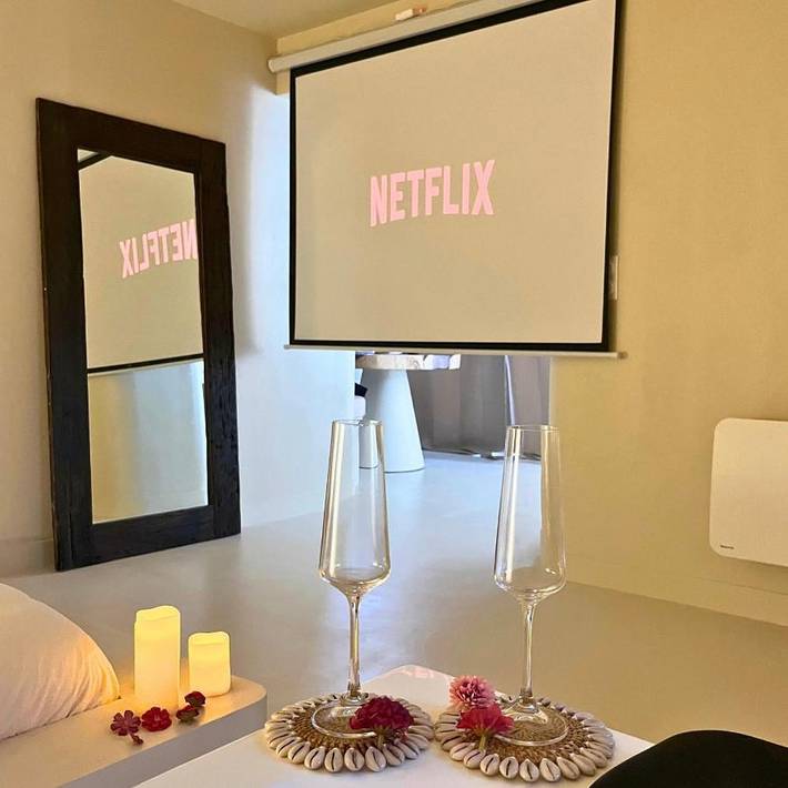 Gîte pour 2 personnes, avec terrasse et jacuzzi à Croix (homonymie) - 2