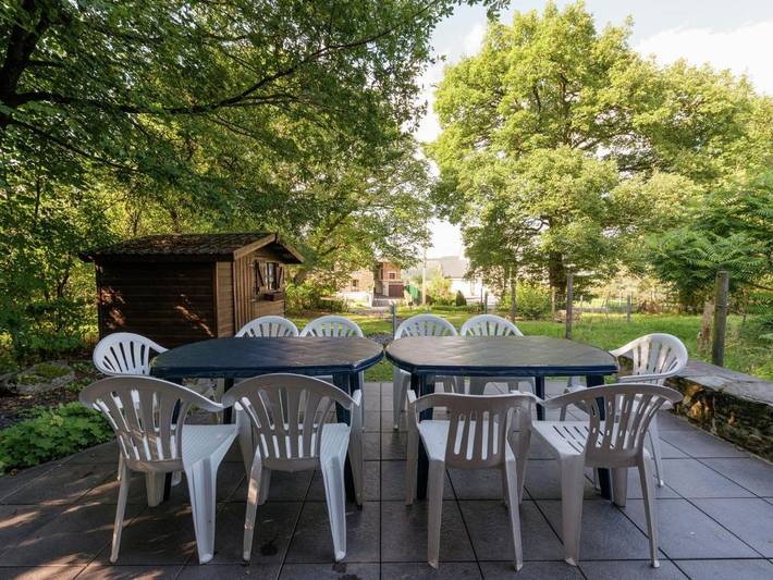 Location de vacances pour 14 personnes, avec jardin, animaux acceptés dans Provèdroux