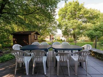 Location de vacances pour 14 personnes, avec jardin, animaux acceptés dans Provèdroux