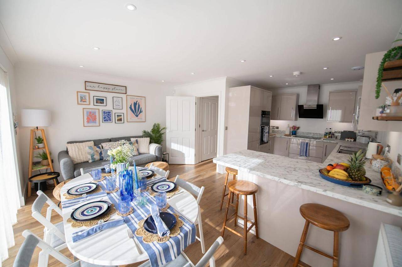Three-Bedroom House in Frinton on Sea, Frinton and Walton