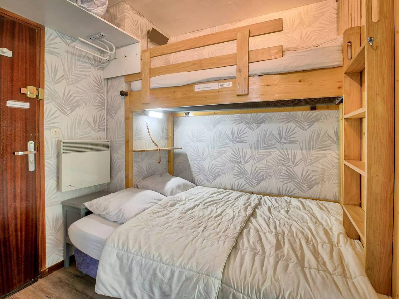 Entire apartment, 1 Exhibit 4 Persons in Gourette, Eaux-Bonnes