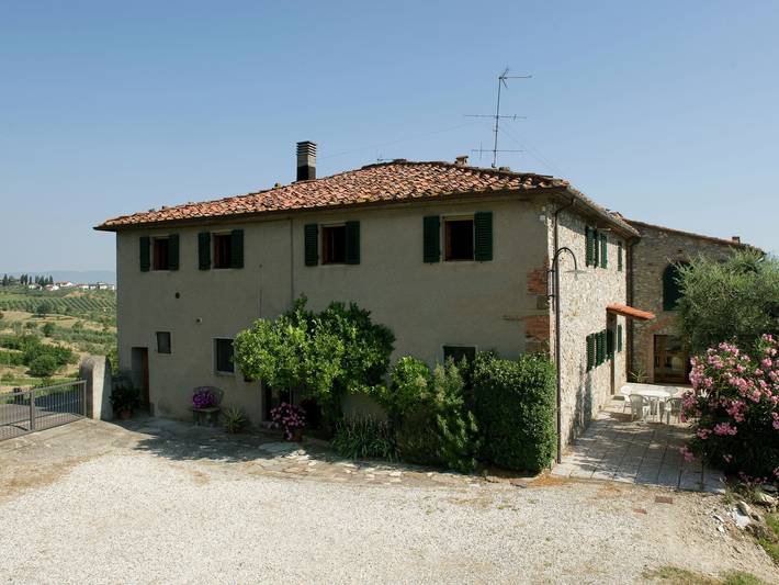 Agriturismo per 2 persone, con Giardino e Piscina a Calenzano