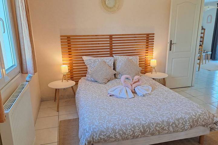 Location de vacances pour 10 personnes, avec jardin et piscine à Limogne-en-Quercy - 3