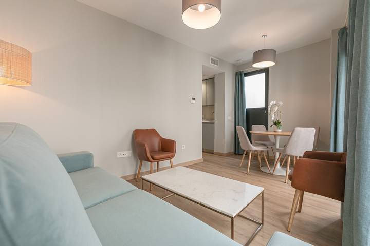 Entire apartment, A2 Apartamento con vistas a la Catedral - Centro y piscina in Casco Antiguo, Sevilla
