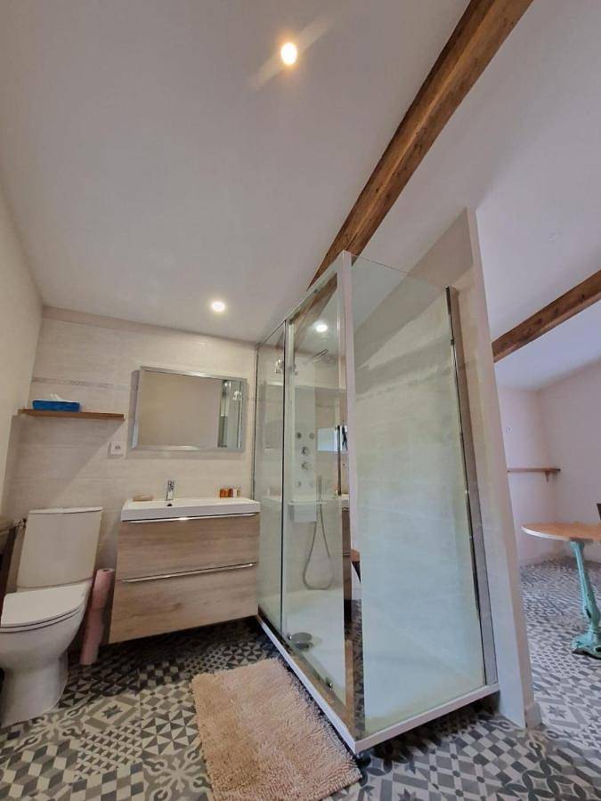 Location de vacances pour 2 personnes, avec jardin à Touvre - 2