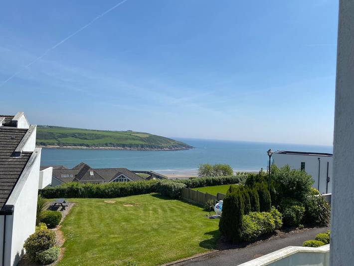 Ferienhaus für 6 Personen, mit Meerblick und Balkon/Terrasse sowie Whirlpool und Garten in County Cork