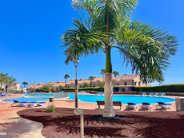 Holiday rental for 4 people, with children pool and garden in Golf del Sur