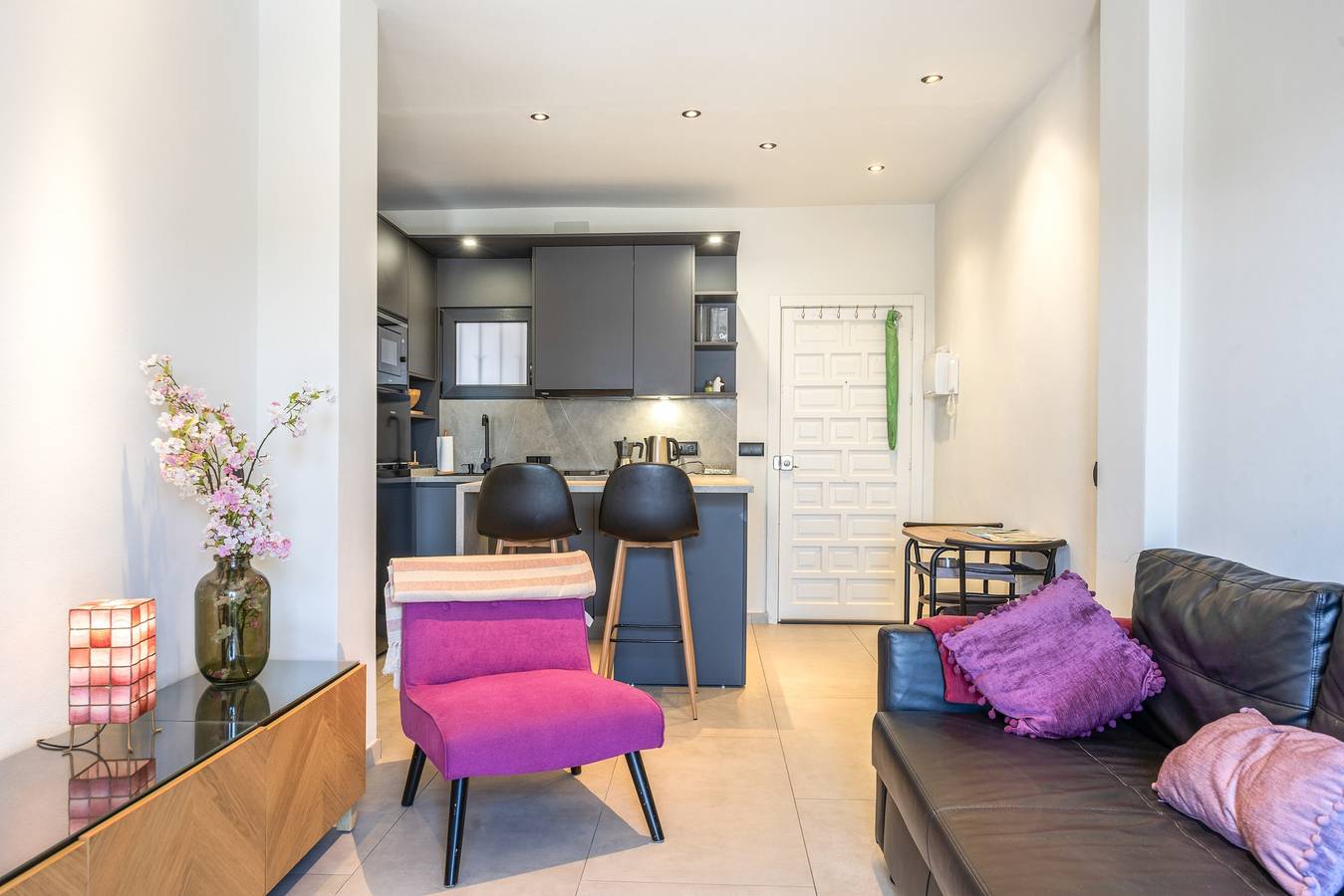Apartamento entero, Apartamento 'Acuario' con vistas al mar, Wi-Fi y aire acondicionado in Playa Barbate, Barbate
