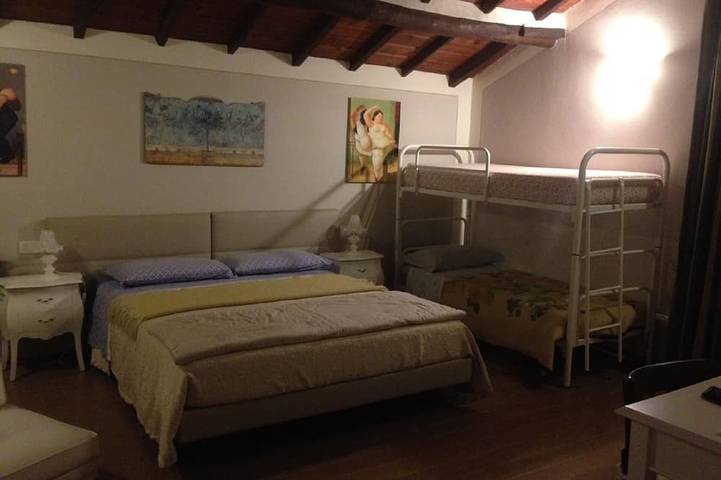 Ferienhaus - Villa mit Garten und privatem Pool in Coreglia Antelminelli, Lucca Provinz