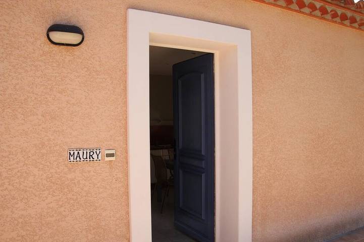Villa 1 ch, 2p, climatisée avec piscine partagée, chauffée et couverte in Cébazan, Côte méditerranéenne (France)