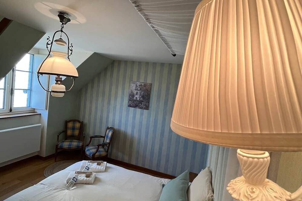 La Maison d’Odette : la chambre Hortensia in Saint-Rémy-du-Plain, Fougères-Vitré