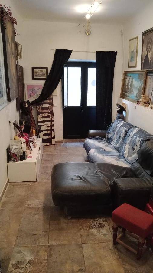 Apartamento para 3 personas, con terraza en Jijona