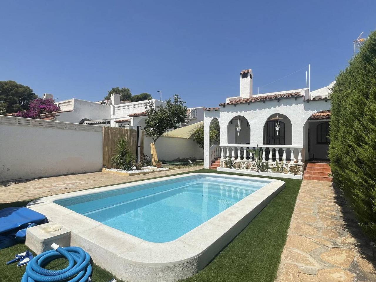 Charmante Villa mit Privatem Pool und Terrasse in El Casalot, Mont-roig del Camp