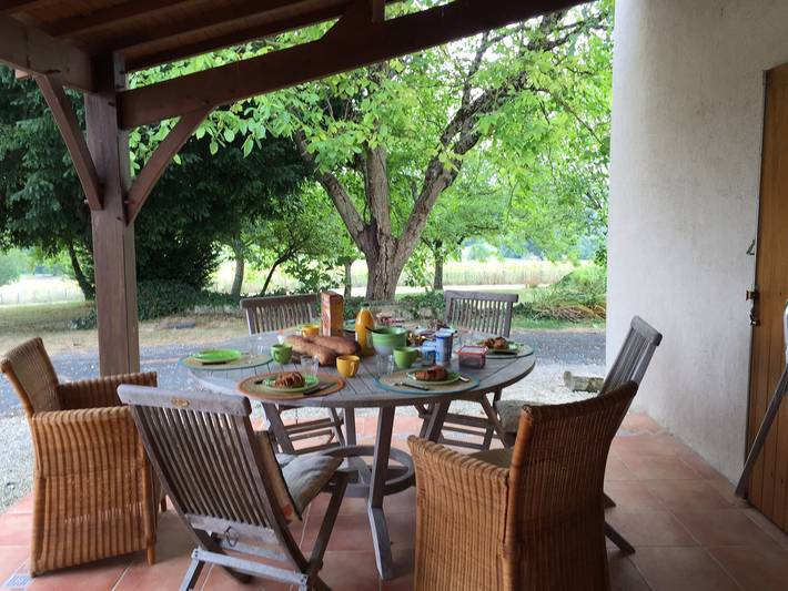 Holiday Home 'Petit Indeaux' with Private Terrace, Private Garden and Wi-Fi in Lusignac, Périgord Vert