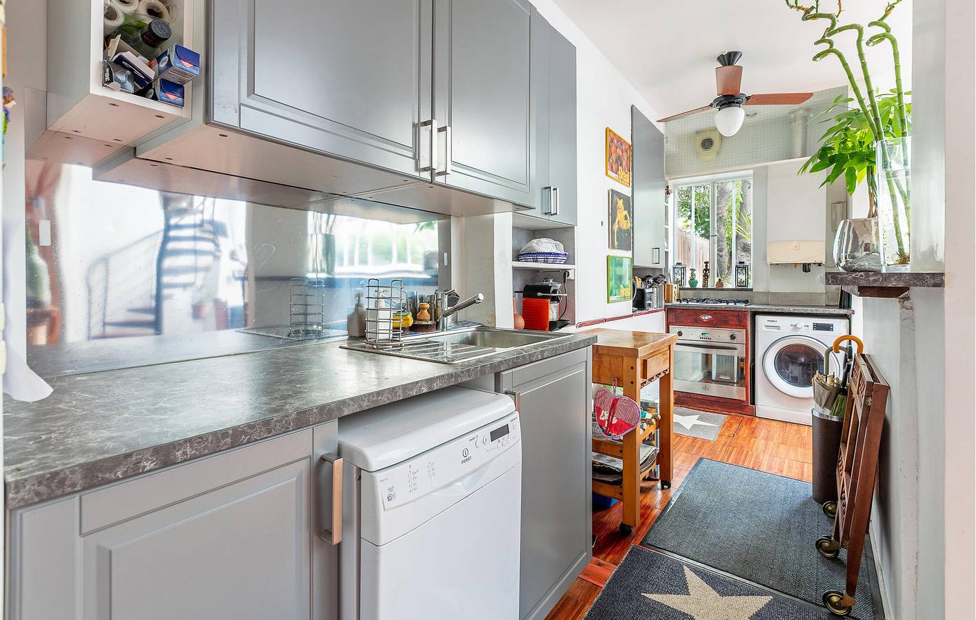 Gemütliches Gartenhäuschen mit Terrasse, WiFi - Montrouge in 14e Arrondissement, Paris