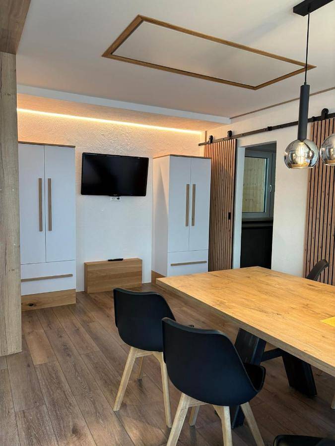 Geheel appartement, Apartment with Terrace in Glockturmkamm, Ried im Oberinntal