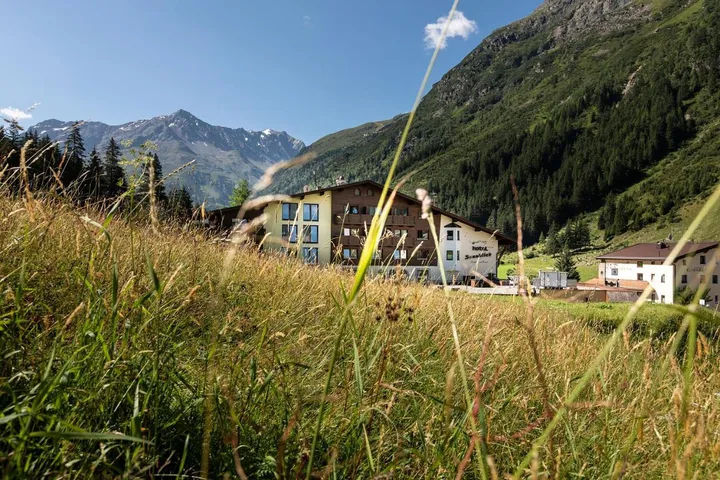 Hotel für 2 Personen, mit Sauna und Garten sowie Whirlpool - 1