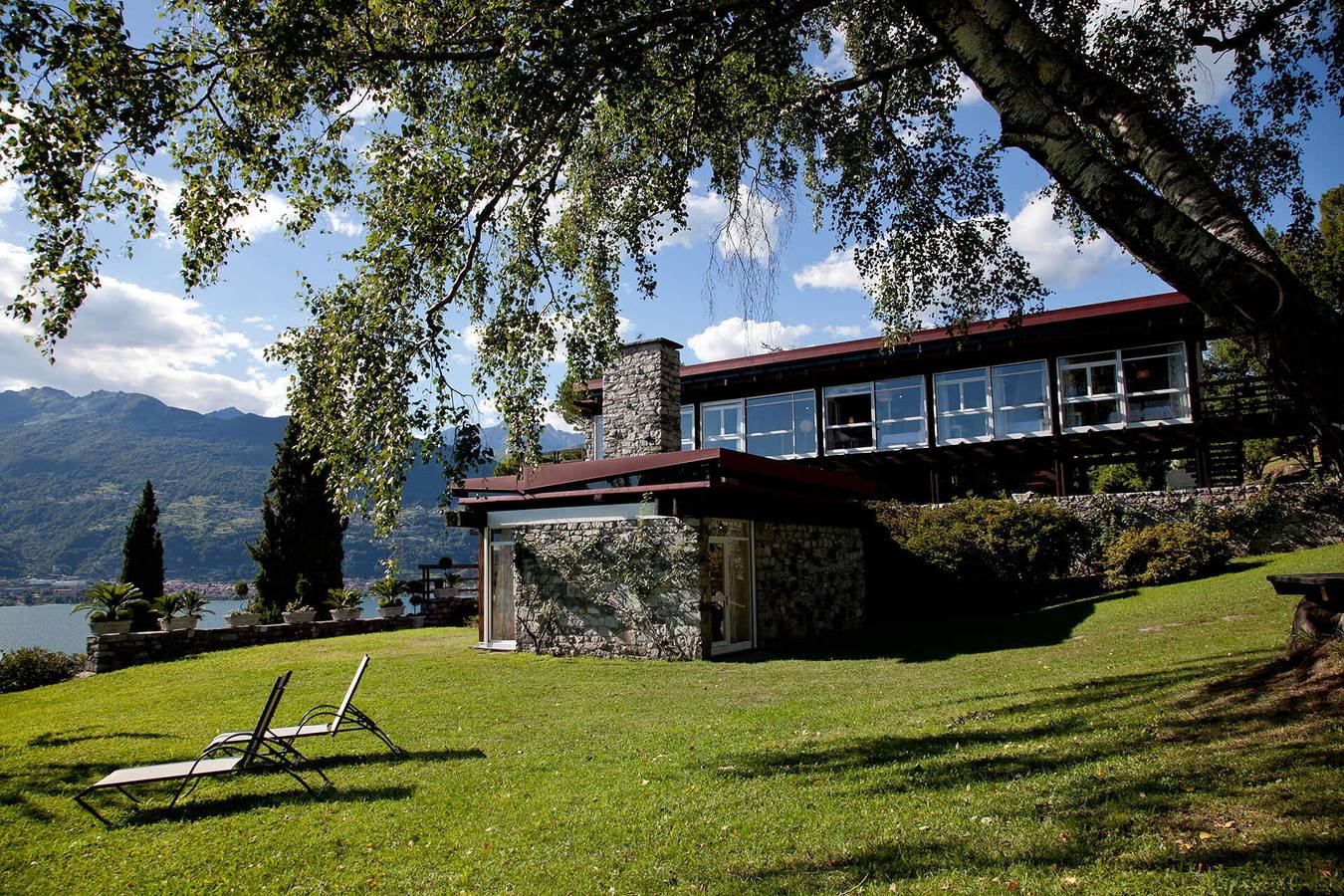 Villa Olgiasca in Olgiasca, Colico