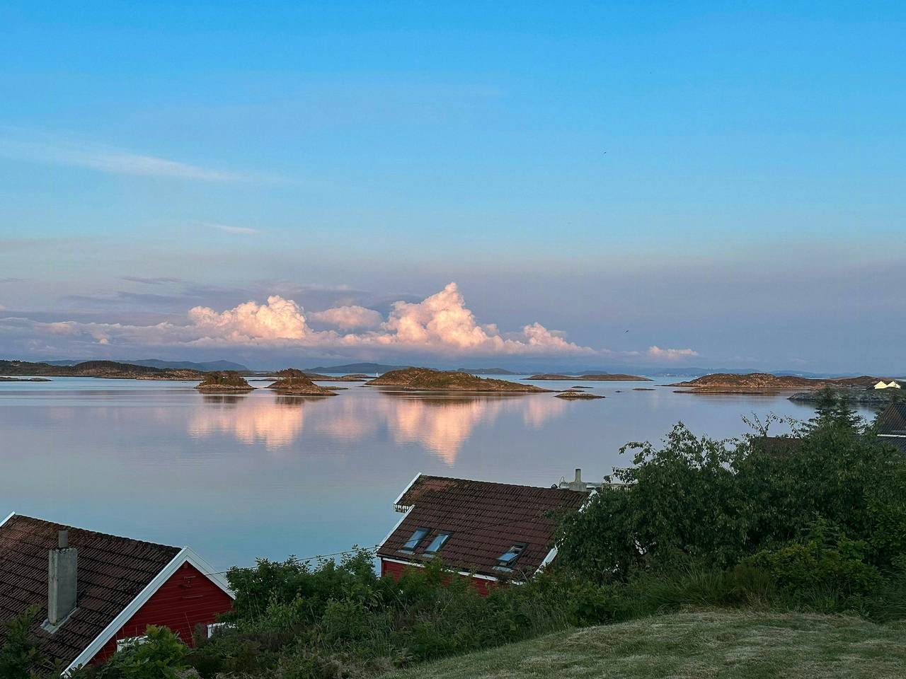Moderne Hütte mit Meerblick in Bokn in Bokn