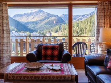 Gîte pour 8 personnes, avec balcon à Nendaz