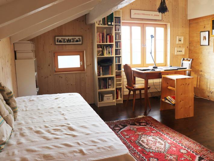 Ganze Ferienwohnung, Ferienwohnung Casa Igniv, Andiast - 3.5 Zimmer Ferienwohnung für max. 4 Pers. in Andiast, Alpenarena