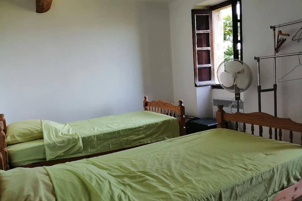 Renovated house ideally situated, Beach/mountain in Albitreccia, Ajaccio und Umgebung