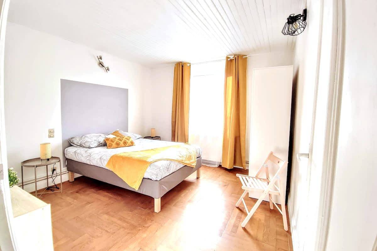 Appartement entier, Appartement de vacances pour 4 personnes in Roubaix, Région de Lille