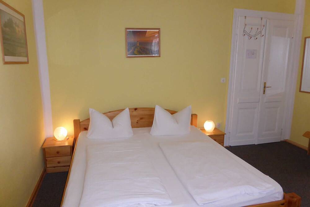 Doppelzimmer 1 - Pension Nord in Dessau, Domaine des jardins de Dessau-Wörlitz