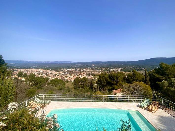 Maison d’hôte pour 2 personnes, avec jardin ainsi que piscine et vue